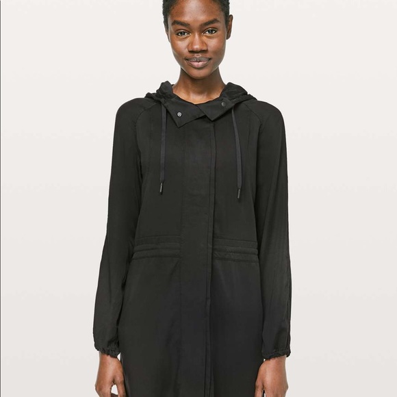 Lululemon Black City Stroll Jacket - 8 - Picture 1 of 5